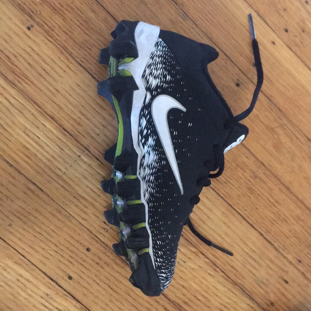 Boys Nike fastflex football shoes
